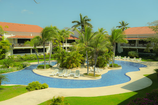 Coronado Luxury Club & Suites