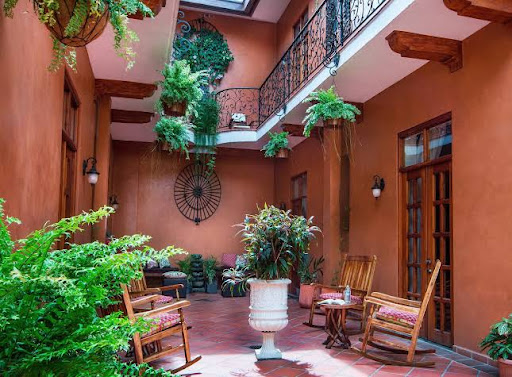 La Isabela Suites