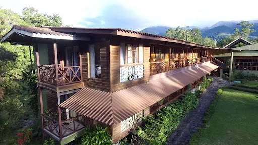 Hotel Dos Ríos Volcán