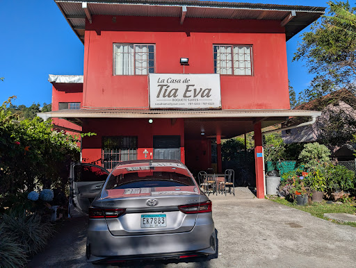 LA CASA DE TIA EVA