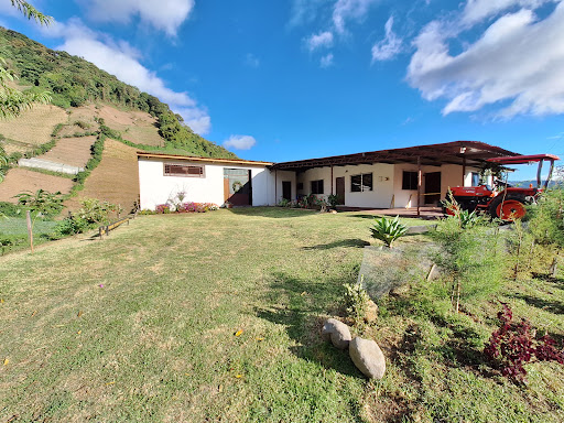 Las Nubes Hostal
