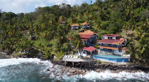 Hotel Sister Moon | Tu hotel en Isla Grande - Colon