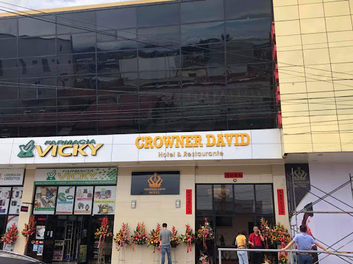 Crowner David Hotel
