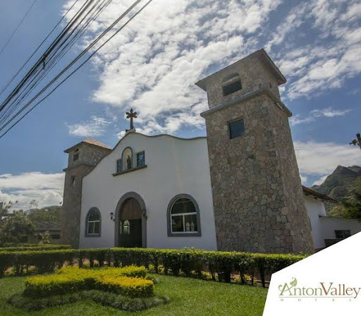 Anton Valley Hotel