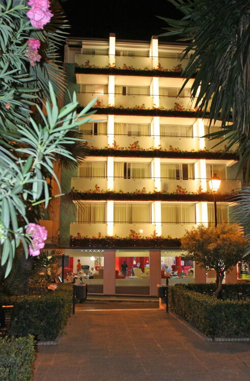 Opinión de Oasis Hotel: Fotos, Reseñas y Experiencia Real